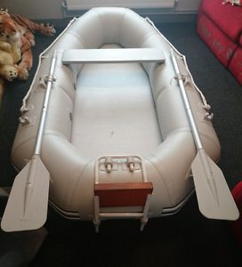 Dinghy inflatable and outboard