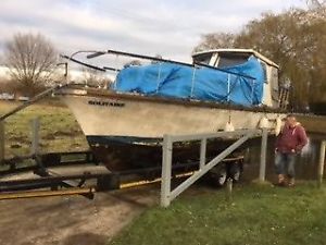Seamaster 27 ft Cabin Cruiser Boat Original + Spare BMC 1500 D 1.5l marine diese