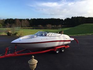 EBBTIDE 2200BR 22-23ft BOWRIDER 2005 Sports Ski Boat with 5.0 V8 Mercruiser