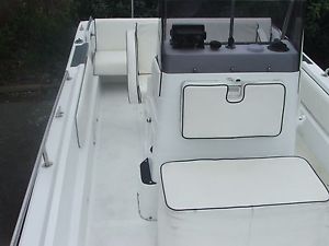 21ft wahoo , boston whaler designed unsinkable hull,dorey 150 hp Mercury Optimax