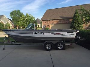 2006 Lund 1950 Tyee Grand Sport - Runabout Excellent Condition