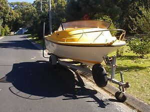 STEBER  5 METRE. FIBERGLASS DOUBLE HULL