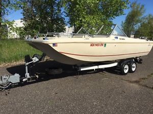 Barn Find - Larson Shark 16' Tri-Hull Boat, OMC I/O