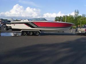 Formula SR1 331 Offshore Power Boat