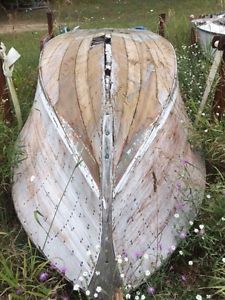 1947 Chris Craft  17 Deluxe Runabout Project Or Pattern Boat!!!