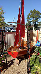 Mirror Sailing Dinghy