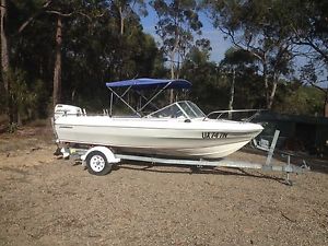 4.7m runabout,carribean commet,fibreglass hull,90HP Johnson V4