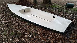 Sailing boat. 16', Unsure of type, Contender??