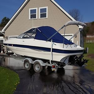 2003 Bayliner 212 CU