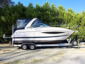 2016 Four Winns 275 Vista with Aluminum Trailer Generator Air Grill and more