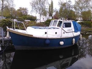 COLVIC WATSON 23.5 FOOT, UNFINISHED PROJECT NO ENGINE OR GEARBOX