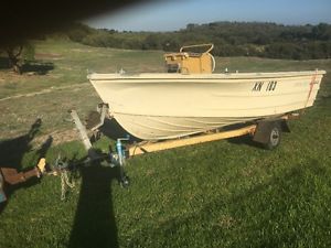 boat tinny fishing centre console