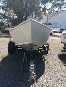 6.2 Alloy Longboat