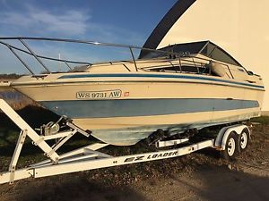 1986 23' Sea Ray Weekender