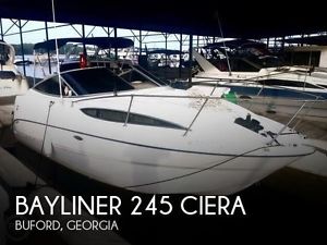 2003 Bayliner 245 Ciera