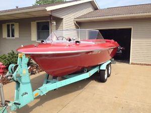 1969 Chris Craft Cavalier 17' Ski Boat