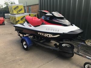 jet ski seadoo wake 215 2010