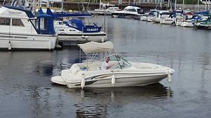 Sea Ray 190 Sundeck Bowrider Motor Boat