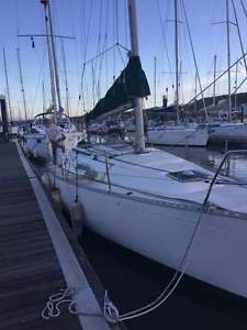 Dufour Classic 30 Sailing yacht (new engine) Lying Portsmouth