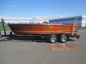 1959 CLASSIC 18'  CHRIS CRAFT 