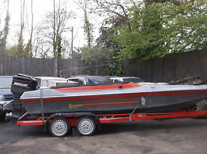 RING 21 FT POWERBOAT HULL/INTERIOR