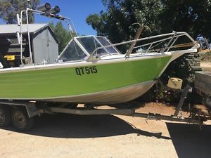aluminium stacer boat