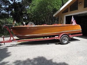 1957 Chris Craft 17' Custom Runabout