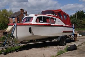 boat and trailer for sale