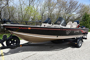 2000 Lund Pro V SE w200HP Mercury & 9.9 4stroke kicker. This 1 owner boat is READY for the Fishing Season!