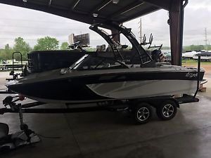 2016 Tige R20