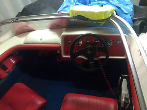 Broom Aquarius 18ft 140HP Speedboat on Trailer with Extras