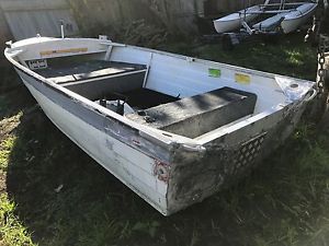 13FT Savage tinny in good condition rego and ready for use.