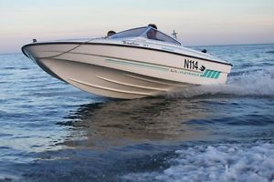 Fletcher Arrowflash Speed Boat Yamaha Outboard Engine