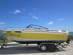 Sun Runner 21' (6.5 metre) Speed boat, 5.7 V8 Mercruiser inboard engine in Spain