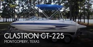 2009 Glastron GT-225