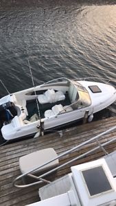 Bayliner Capri 18ft Boat