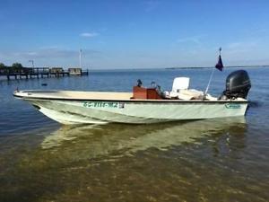 1977 Boston Whaler Sport