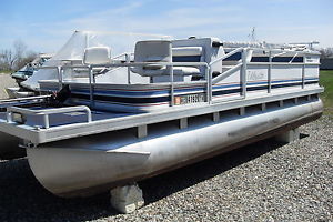 1990 Harris Pontoon Fishing Boat w/ 30hp Yamaha Motor