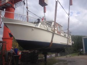 32 ft Dutch Steel Cruiser