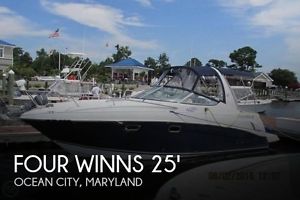 2004 Four Winns 268 Vista Cruiser