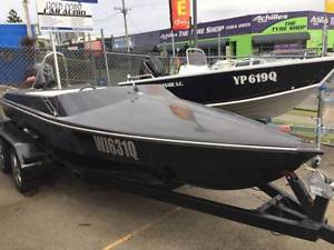 18' Millenium Ski Boat with 200hp Mariner Outboard Motor on Tandem Trailer