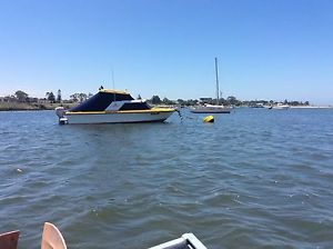 26'fiberglass boat