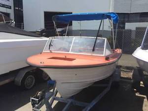 Cruisecraft Rogue Boat fitted with 70hp Mercury on Redco Trailer