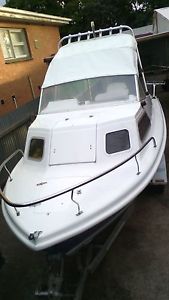 17ft Haines Hunter half cab