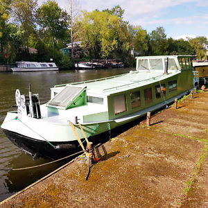Beautiful 45ft classic liveaboard Dutch barge