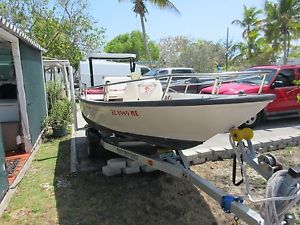Boston Whaler Dauntless 13 1/2 feet