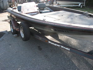 1989 Ranger 361v BASS BOAT 17 FT Trailer
