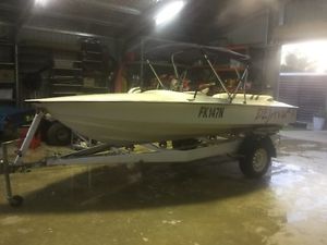 Dancraft Ski Boat and Trailer, Very good Condition