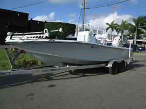 2015 Epic 22 SC with Suzuki 225 Four Stroke and Aluminum Trailer