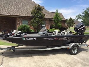 2012 Lowe 18HP Stinger